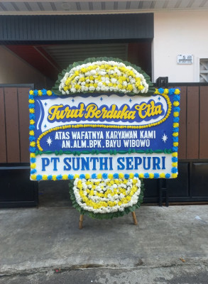 Papan Bunga Duka di Aik Mual