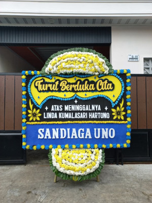 Papan Bunga Duka di Aik Mual